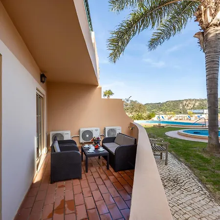 Casa Keira Appartement *